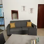 A Casa Di Dina *